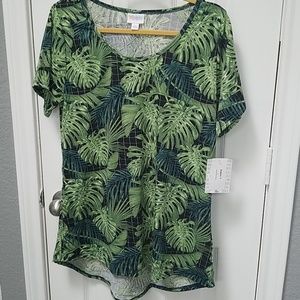 Lularoe Classic Tee Size Large